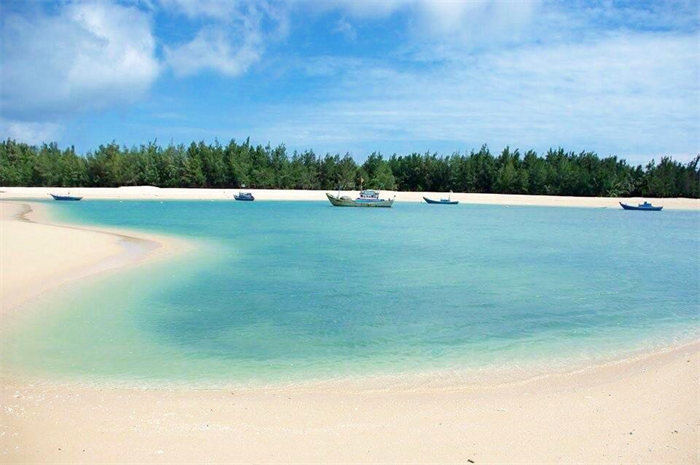 Khám phá vẻ đẹp hoang sơ của đảo Phú Quý